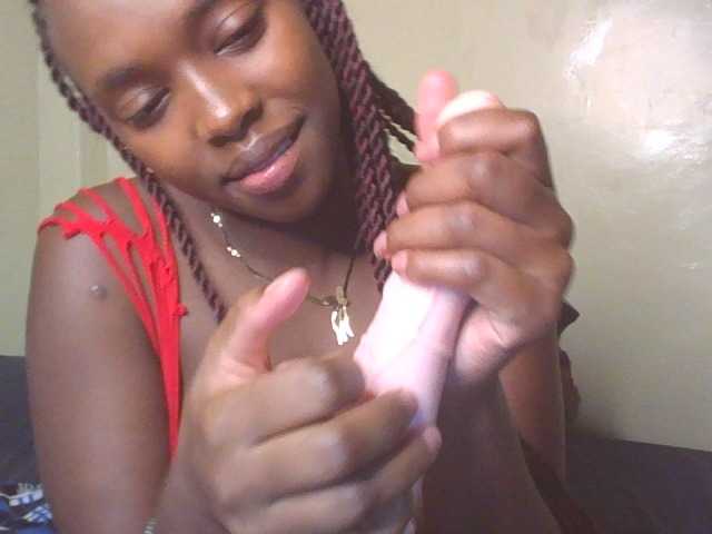 Sexykitty4's BongaCams show and profile