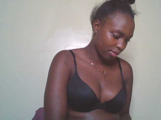 Sexykitty4's BongaCams show and profile