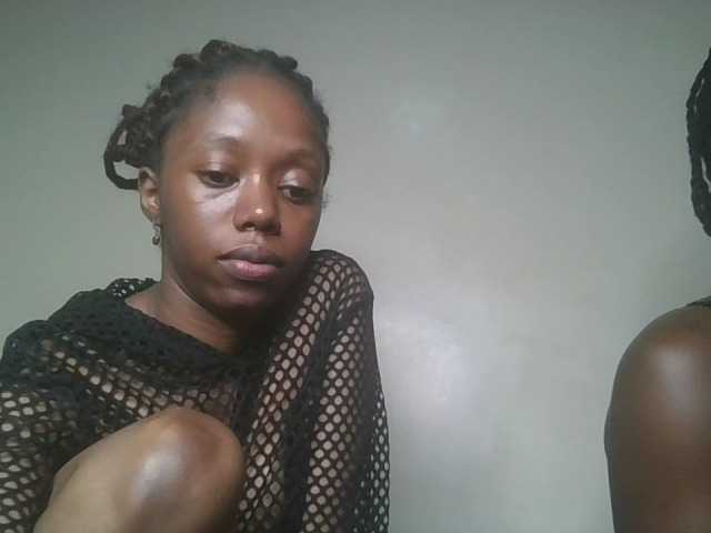 Sexykitty4's BongaCams show and profile