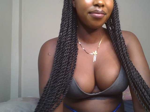 Sexykitty4's BongaCams show and profile