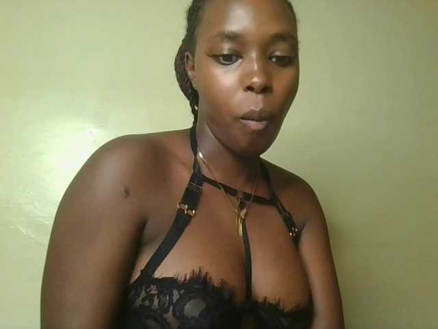 Sexykitty4's BongaCams show and profile