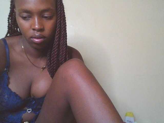 Sexykitty4's BongaCams show and profile