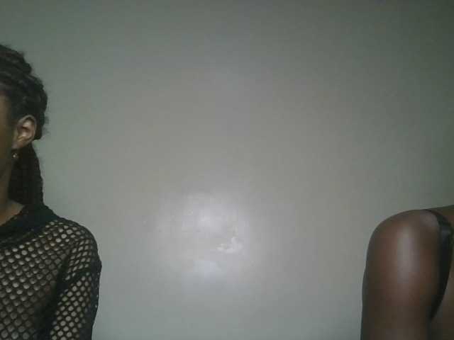 Sexykitty4's BongaCams show and profile