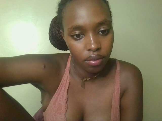 Sexykitty4's BongaCams show and profile