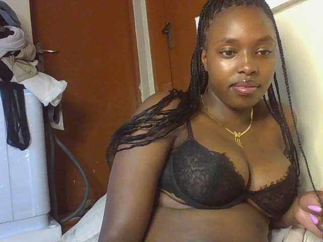 Sexykitty4's BongaCams show and profile