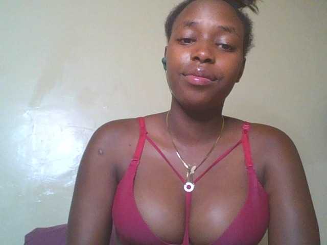 Sexykitty4's BongaCams show and profile