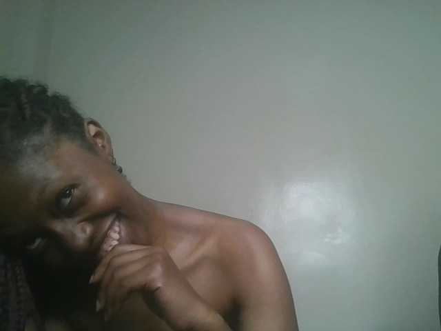 Sexykitty4's BongaCams show and profile