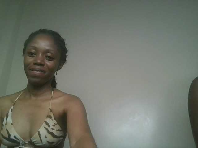 Sexykitty4's BongaCams show and profile