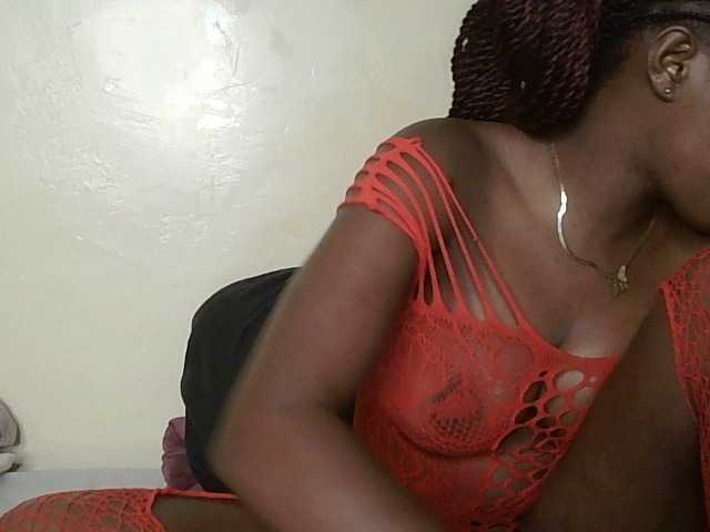 Sexykitty4's BongaCams show and profile