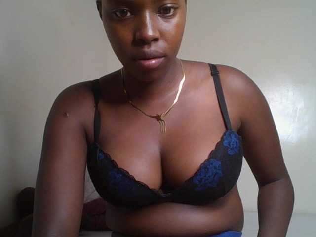 Sexykitty4's BongaCams show and profile