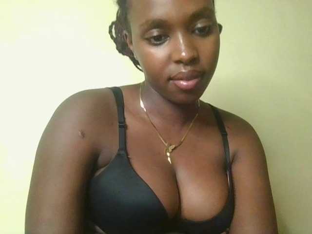 Sexykitty4's BongaCams show and profile