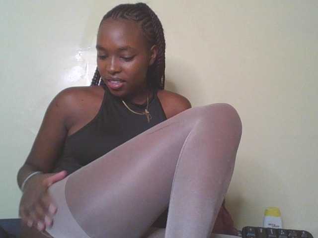 Sexykitty4's BongaCams show and profile