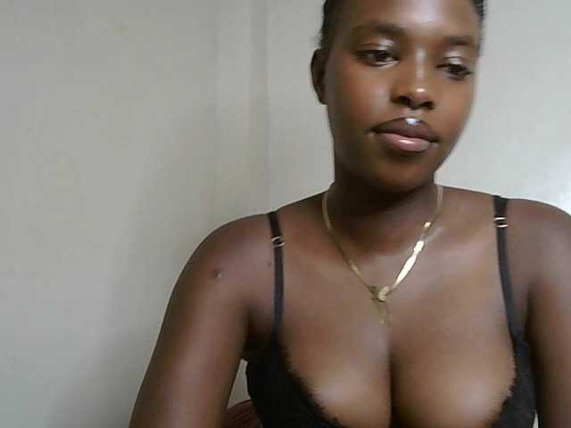Sexykitty4's BongaCams show and profile