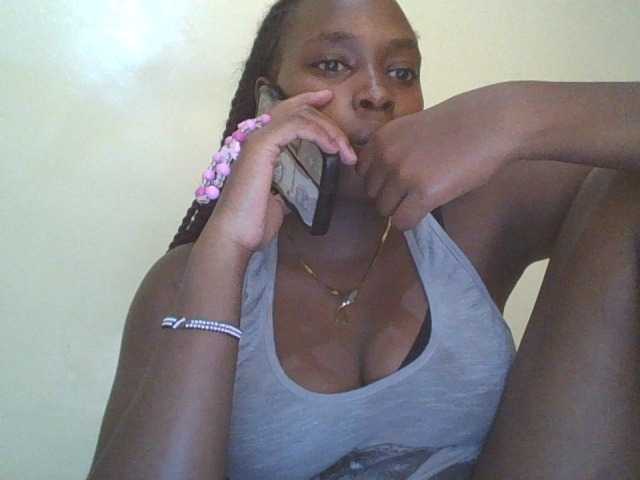 Sexykitty4's BongaCams show and profile