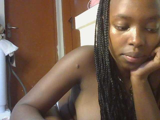 Sexykitty4's BongaCams show and profile