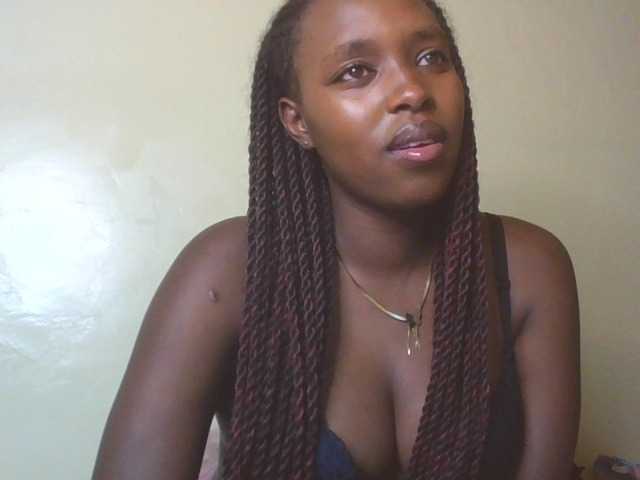 Sexykitty4's BongaCams show and profile