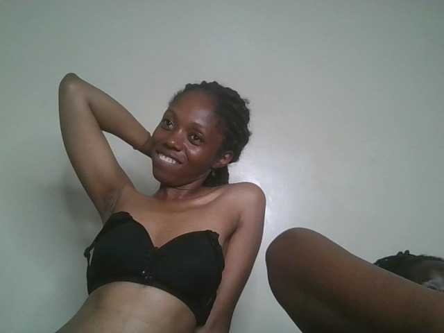 Sexykitty4's BongaCams show and profile