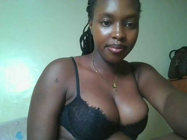 Sexykitty4's BongaCams show and profile