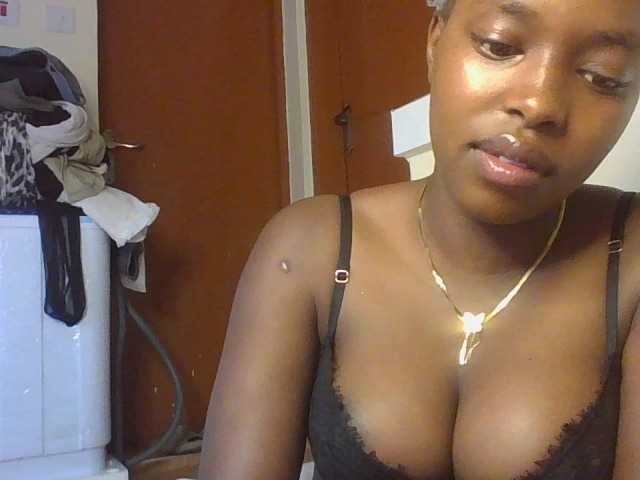 Sexykitty4 from BongaCams is Freechat