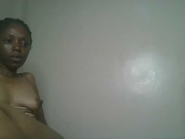 Sexykitty4's BongaCams show and profile