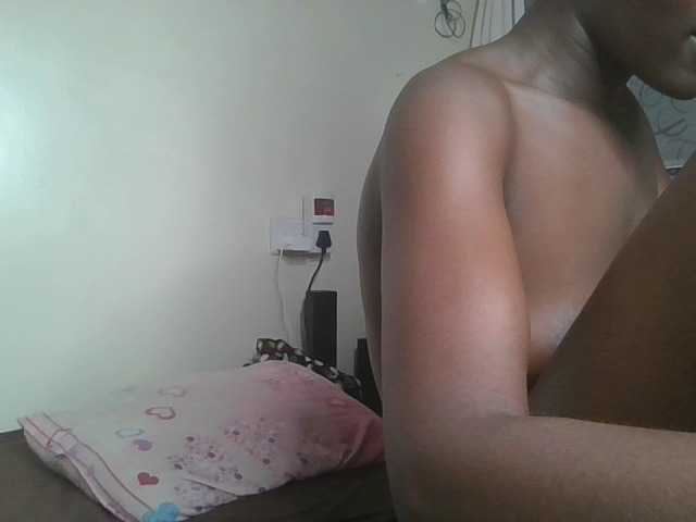 Sexykitty4's BongaCams show and profile