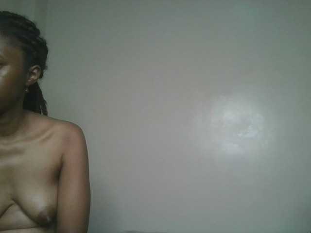 Sexykitty4's BongaCams show and profile