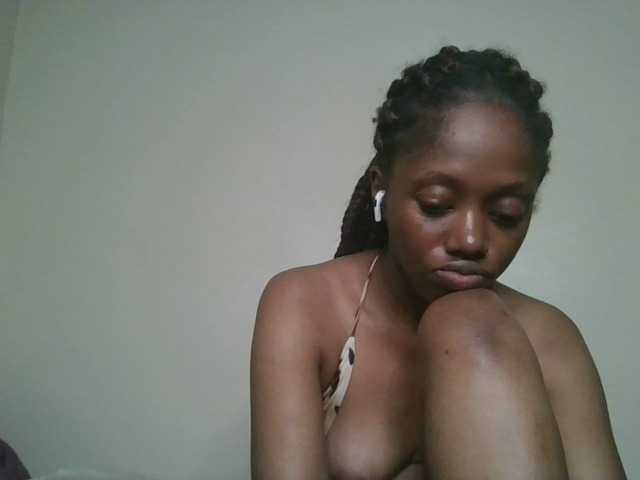 Sexykitty4's BongaCams show and profile