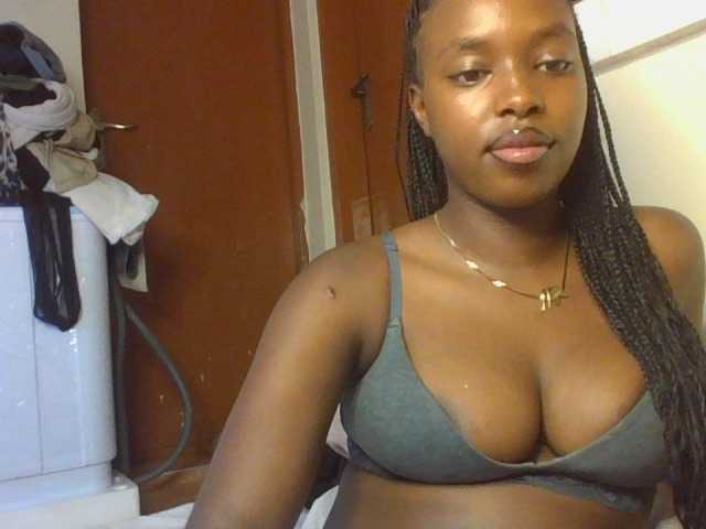 Sexykitty4's BongaCams show and profile