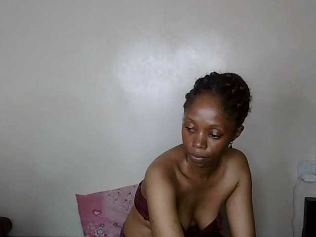 Sexykitty4's BongaCams show and profile