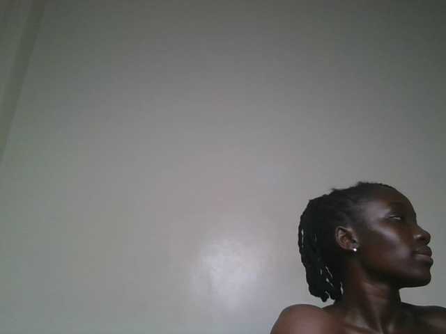 Sexykitty4's BongaCams show and profile