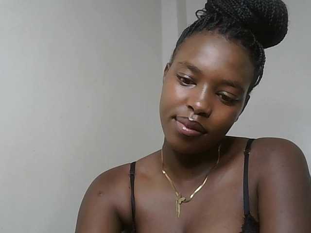 Sexykitty4's BongaCams show and profile