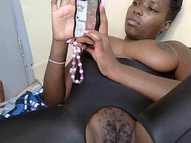 Sexykitty4's BongaCams show and profile