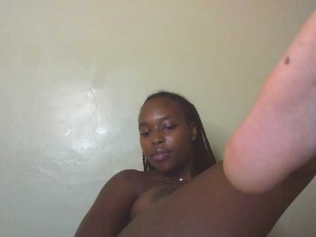 Sexykitty4's BongaCams show and profile