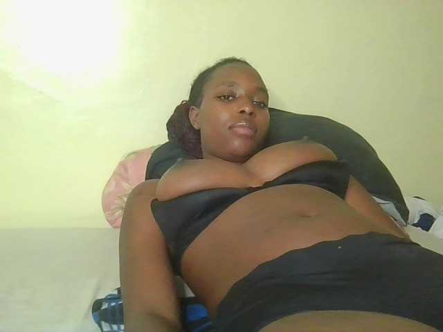 Sexykitty4's BongaCams show and profile