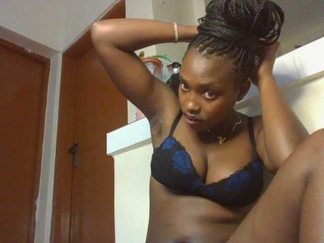 Sexykitty4's BongaCams show and profile