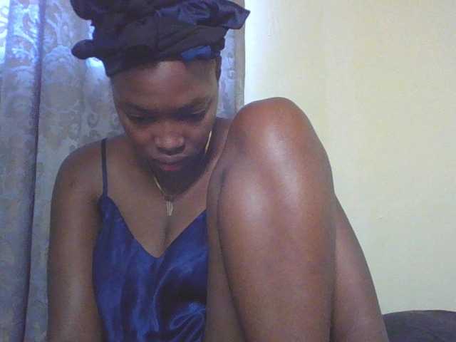 Sexykitty4's BongaCams show and profile