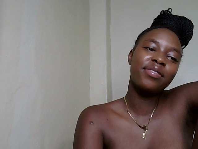 Sexykitty4's BongaCams show and profile