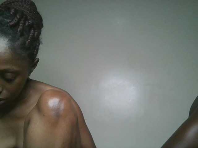 Sexykitty4's BongaCams show and profile