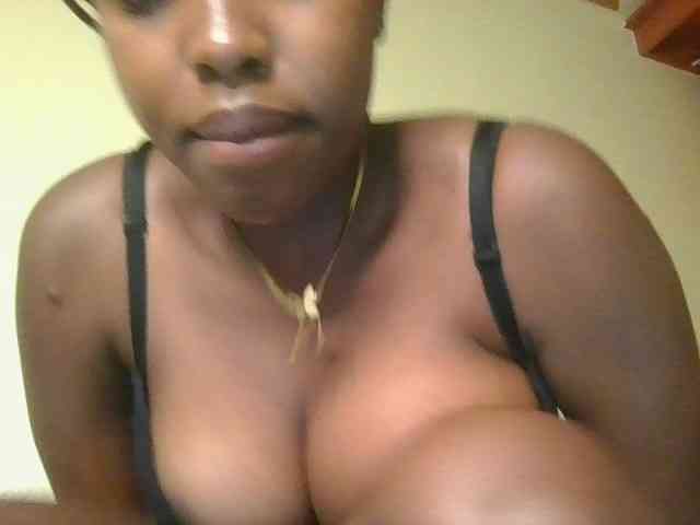 Sexykitty4 Live Webcam on BongaCams