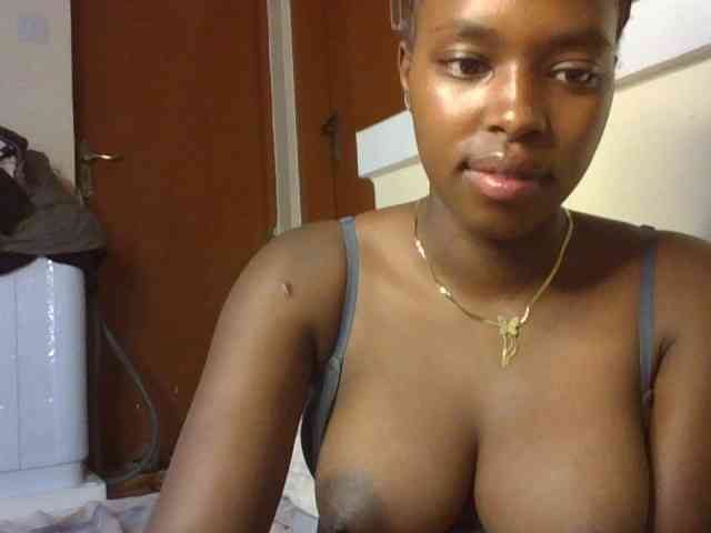 Sexykitty4 Live Webcam on BongaCams