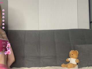 MiraJuicyJune Porn Show