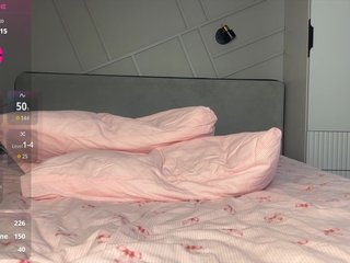 MiraJuicyJune Porn Show