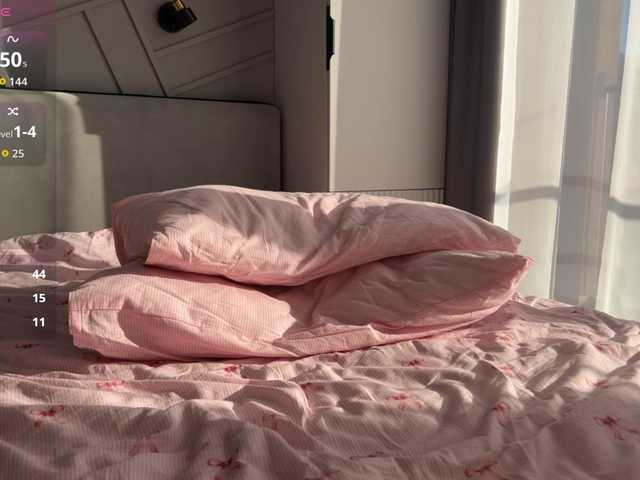 MiraJuicyJune from BongaCams is Freechat