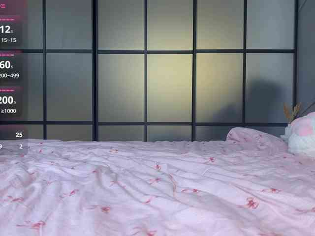 MiraJuicyJune MiraJuicyJune