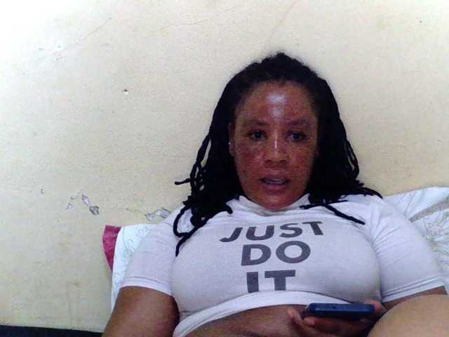 Sugarafricana Live Cam on BongaCams