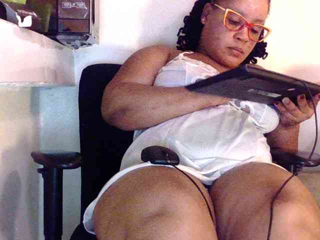 Sugarafricana Live Webcam on BongaCams