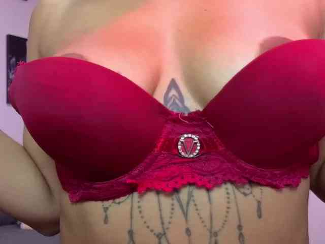 ScarlethJonz1 webcam