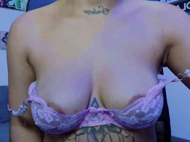 ScarlethJonz1 webcam