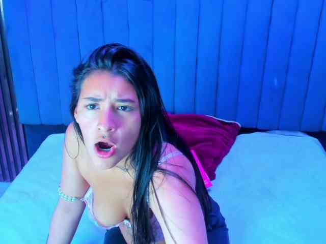 ScarlethJonz1 webcam