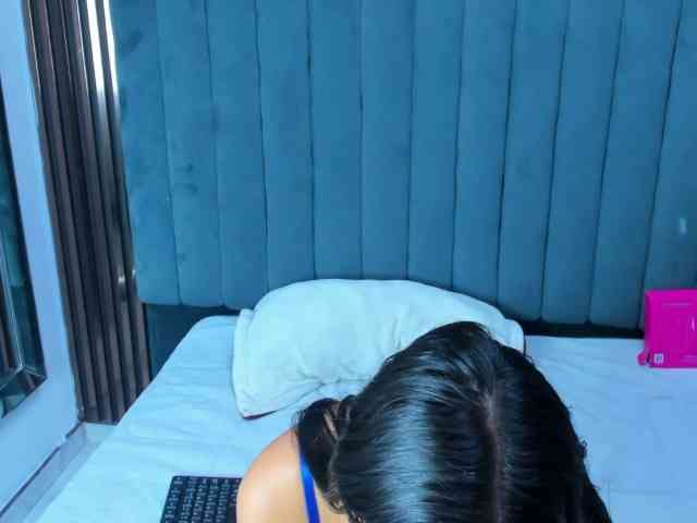 ScarlethJonz1 webcam